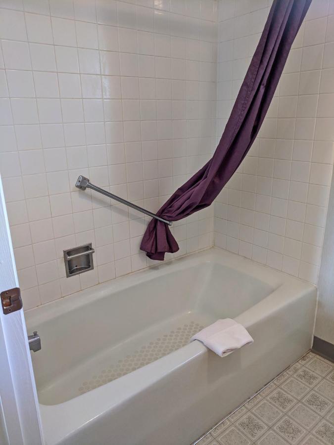 Aquarius Inn Bicknell Luaran gambar
