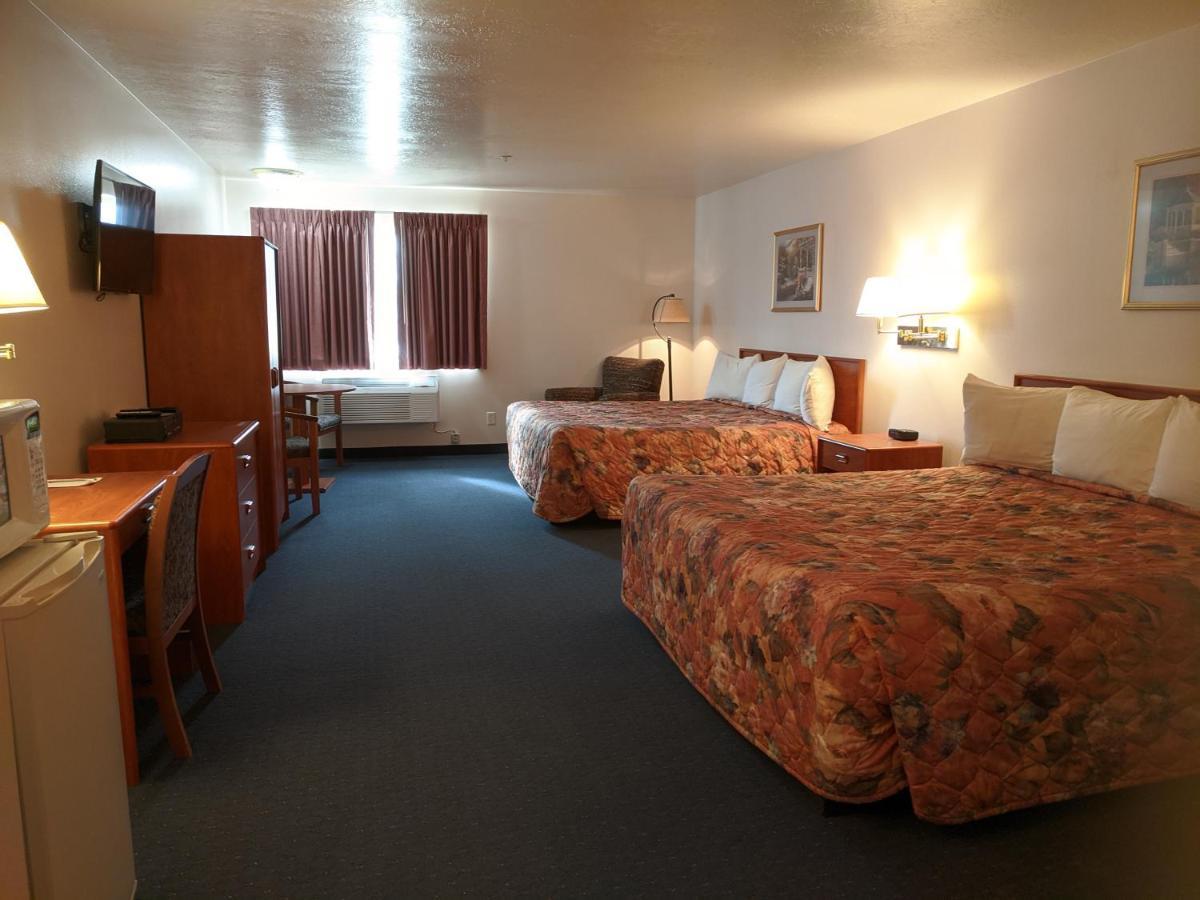 Aquarius Inn Bicknell Luaran gambar