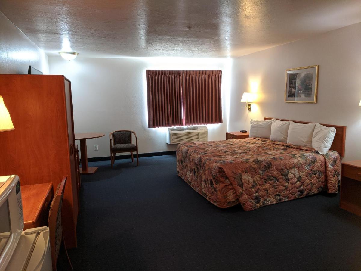 Aquarius Inn Bicknell Luaran gambar