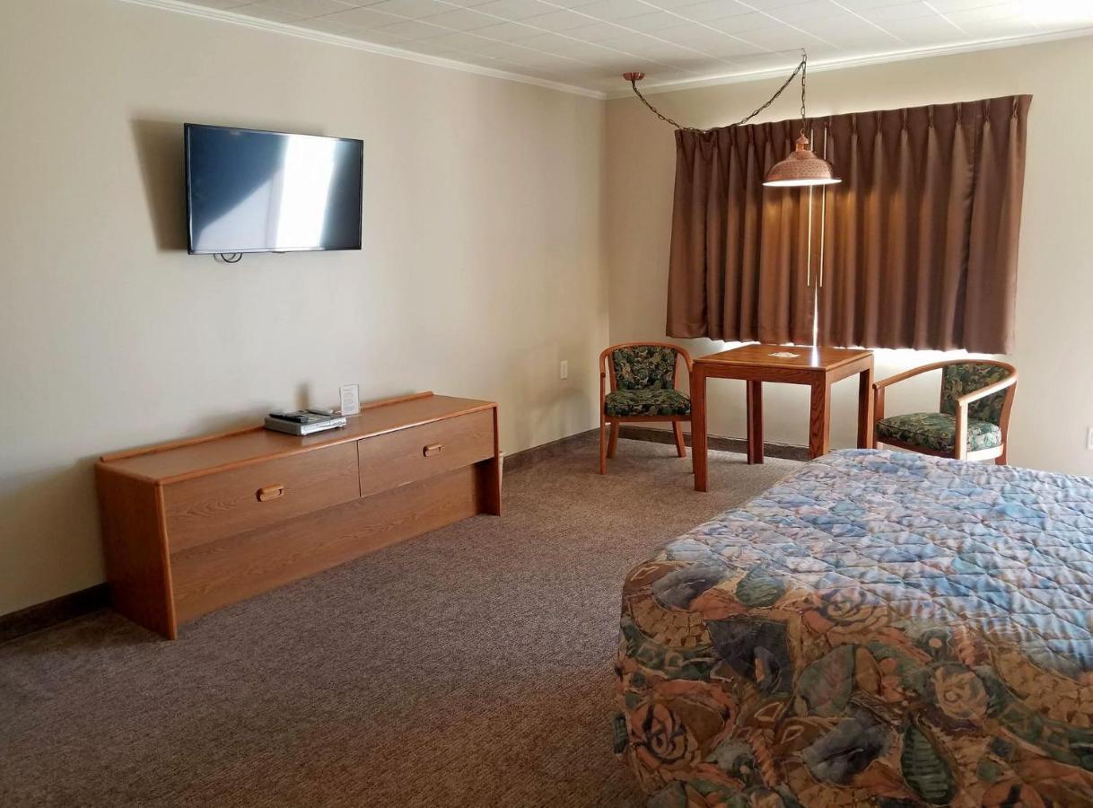 Aquarius Inn Bicknell Luaran gambar