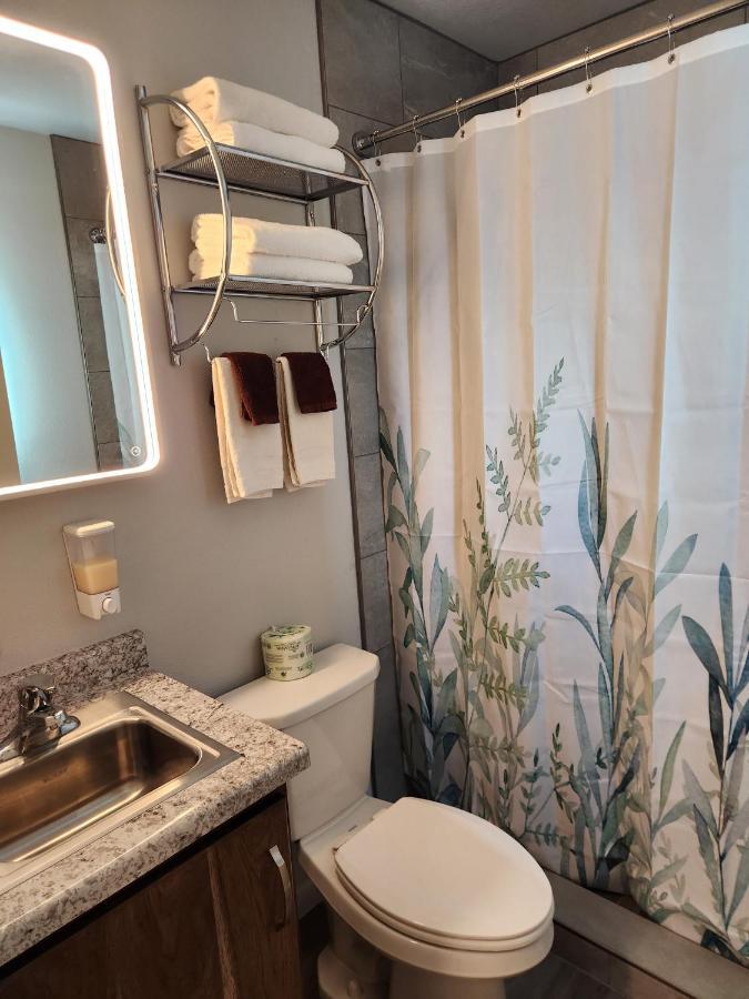 Aquarius Inn Bicknell Luaran gambar